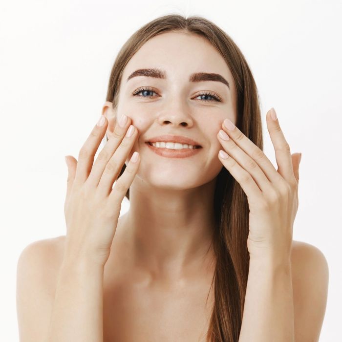 +serumology HYALURONIC ACID Professional Facial Serum